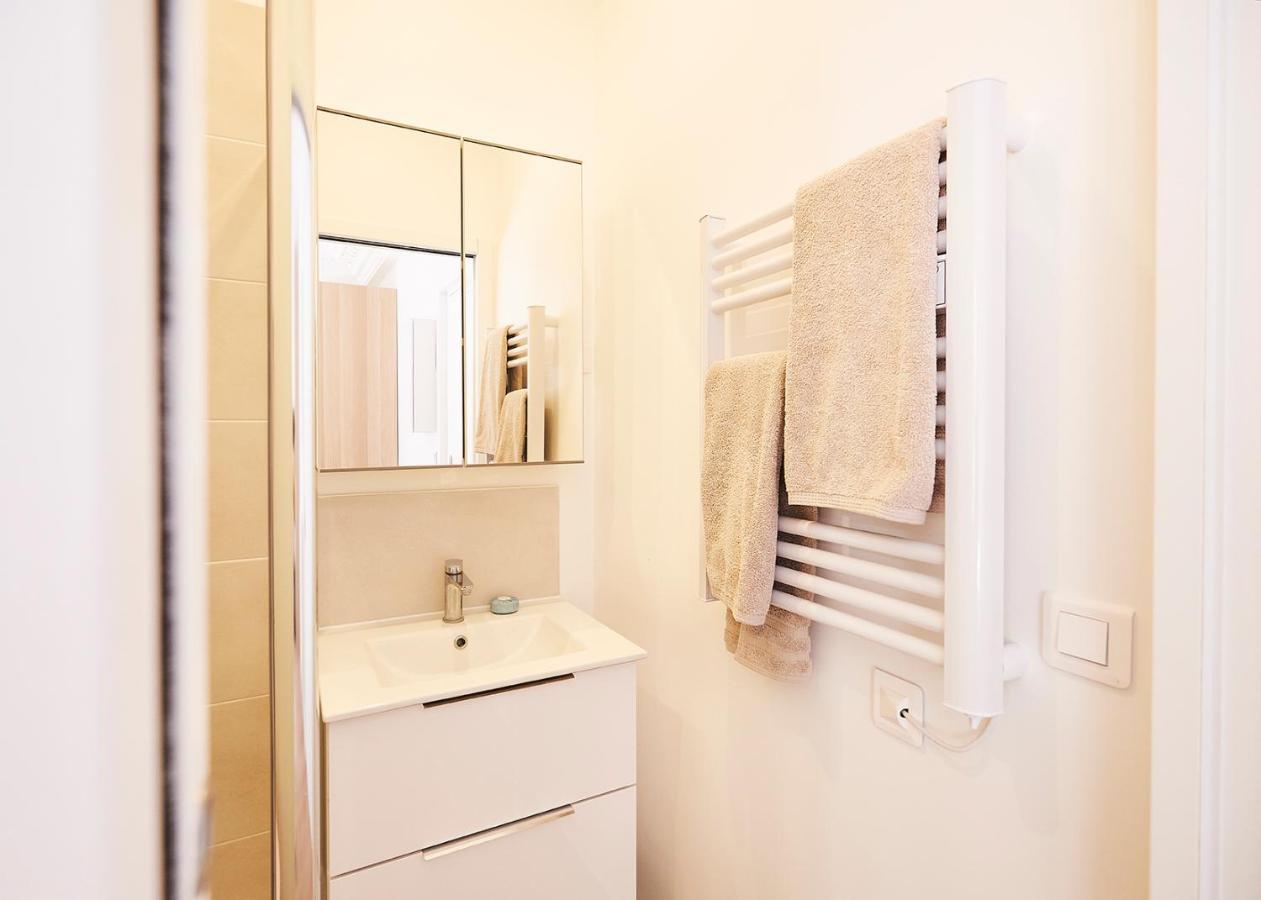 La Marquisiere Apartment Versailles Bagian luar foto